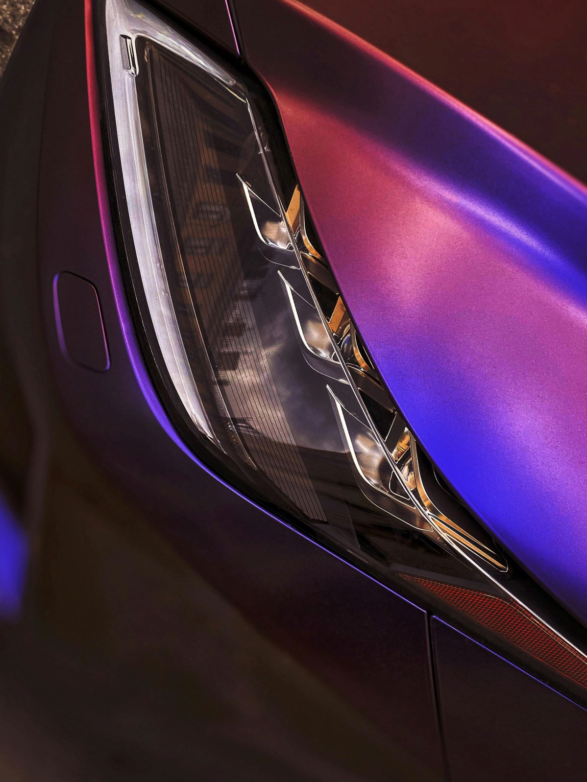 Professional Car Wrap Installation vs. DIY